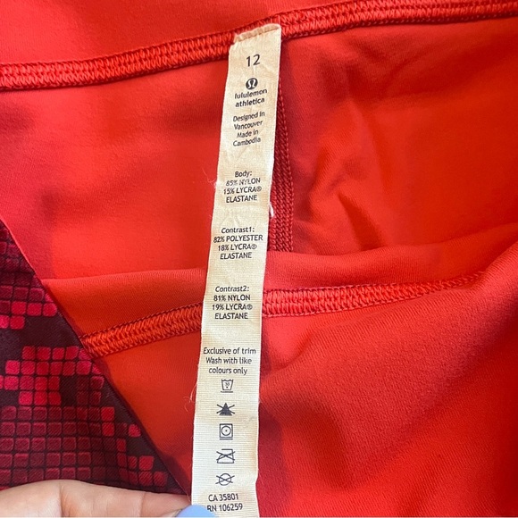 Lululemon Wunder Under? Crop 22" - Picture 2 of 5